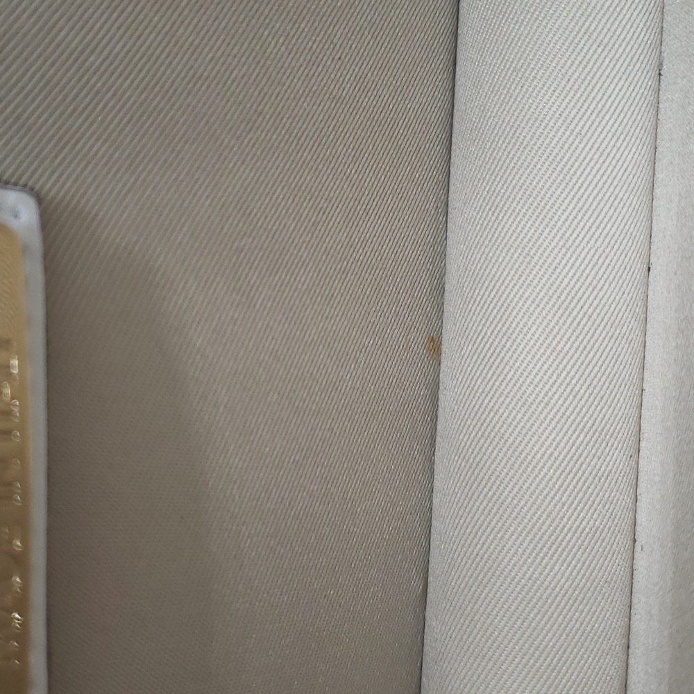 1370- Valentino by Mario Valentino Made In Italy NWT - Picture 15 of 17
